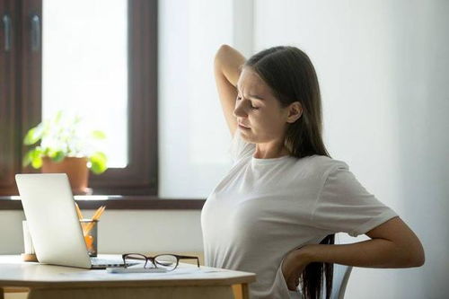 女人多大进入更年期