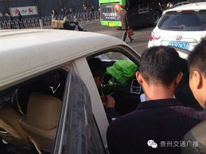 车站接女朋友的仪式感 火车站接人送花尴尬吗