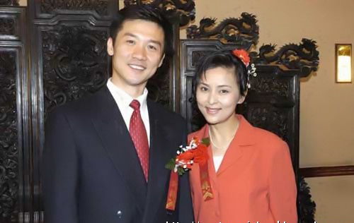 黄志忠老婆柯蓝怀孕照 黄志忠和何音的感情状况