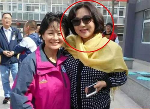 黄秋燕现任老公的照片 黄秋燕的两个女孩现状