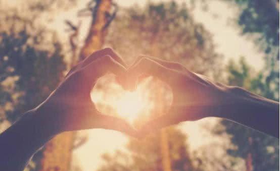 暗恋你的男生会想要你吗(男生喜欢你心里会很想要吗为什么)